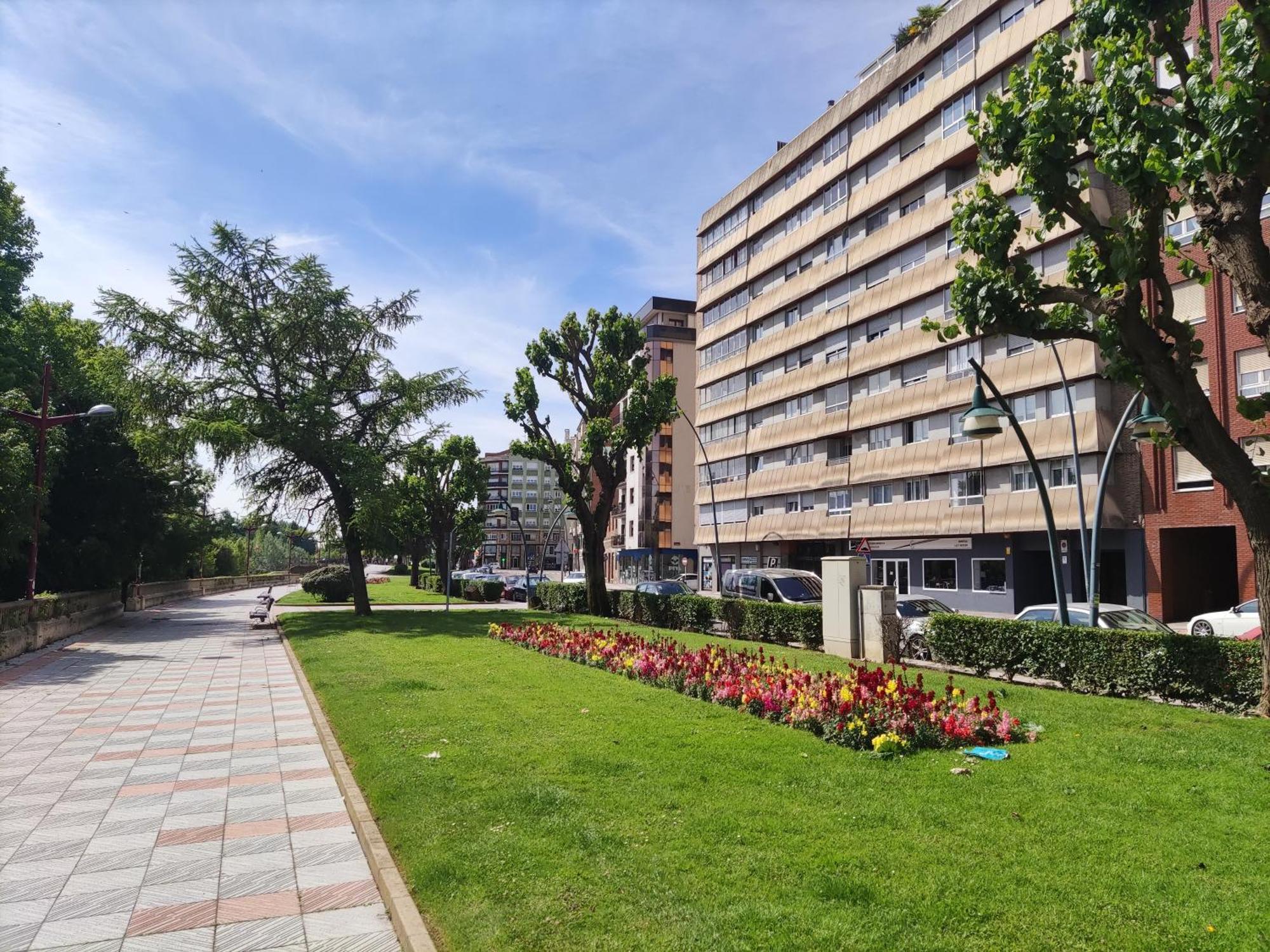 Leon Riverside Flat エクステリア 写真